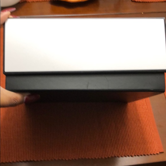 Chanel Box - Picture 3 of 3